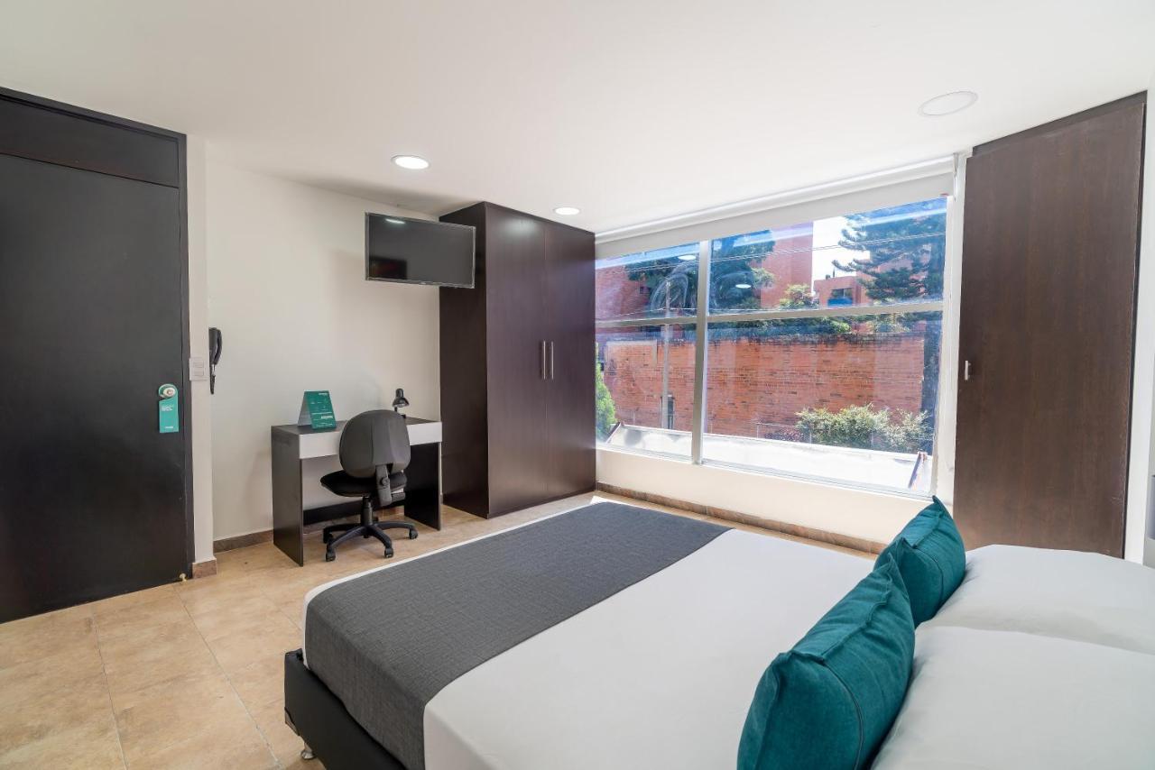 Hotel Ayenda Coliving La 78A Medellín Esterno foto