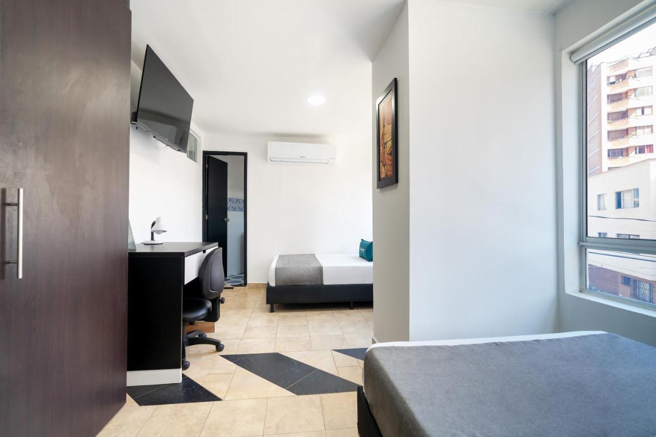 Hotel Ayenda Coliving La 78A Medellín Esterno foto