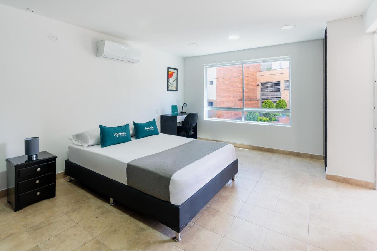 Hotel Ayenda Coliving La 78A Medellín Esterno foto